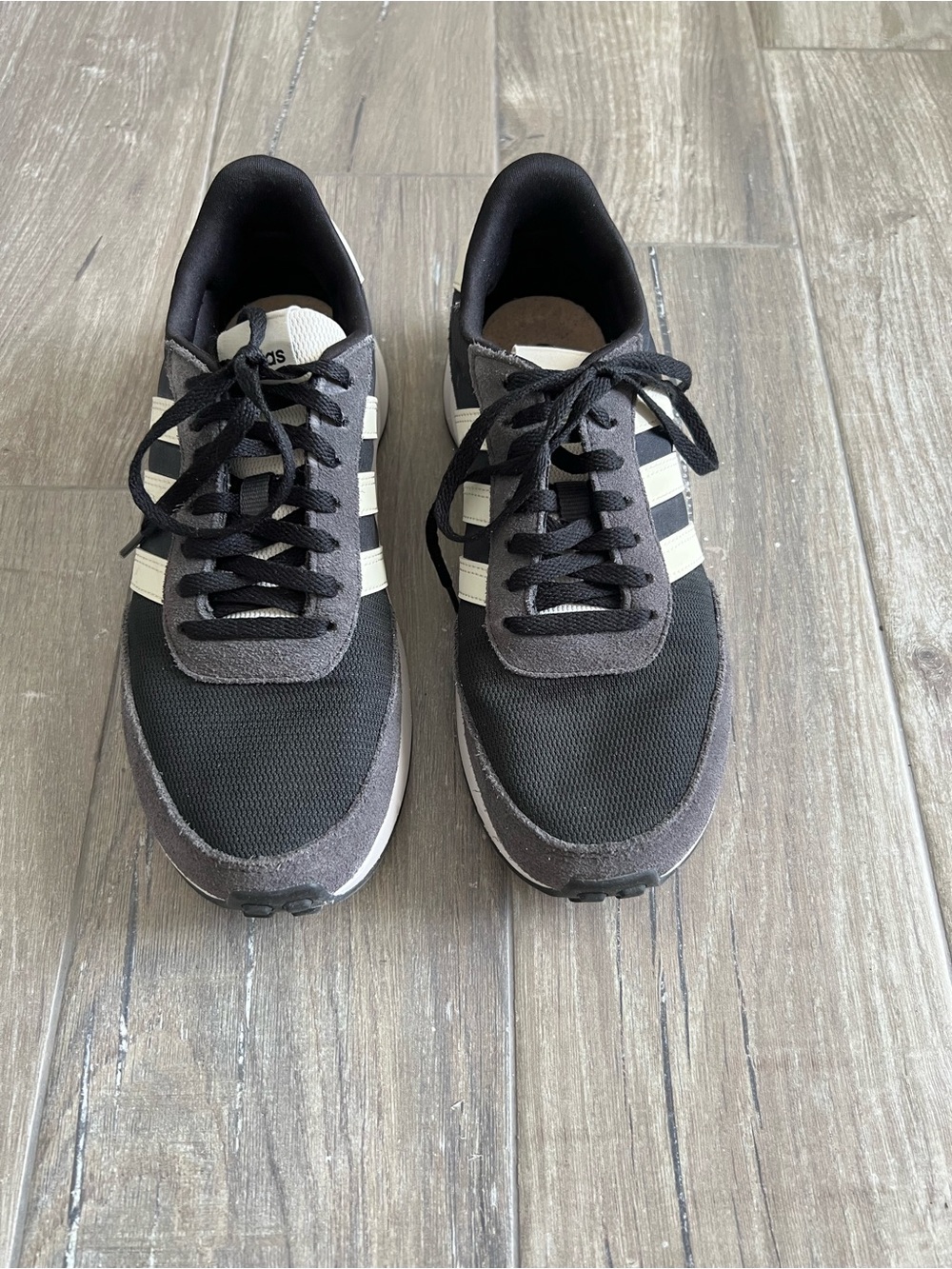 Adidas women Black & Gray Retro Runner Sneakers